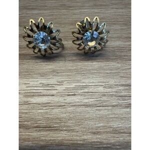 Rhinestone Gold Tone Metal Flower Screw Back Earrings Vintage